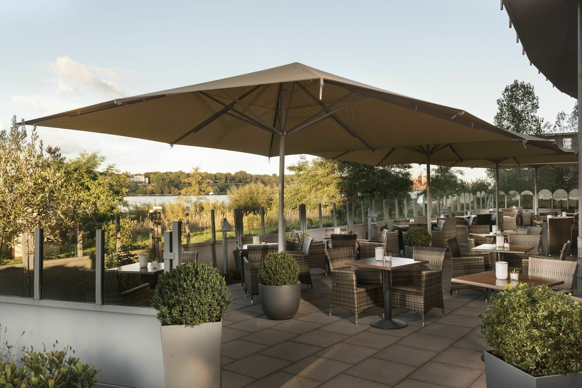 Elaya Hotel Hamburg Finkenwerder Ehemals The Rilano Hotel Hamburk Exteriér fotografie
